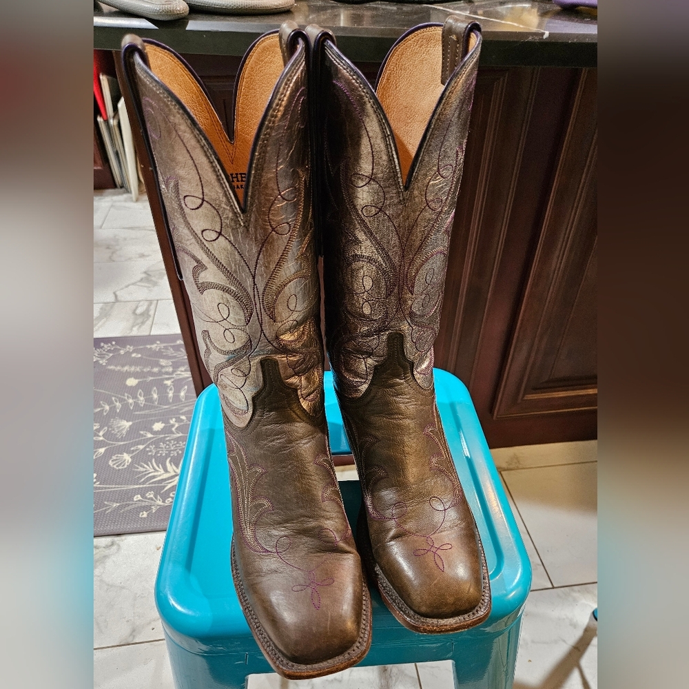 Lucchese Women's Boots Goat Leather In Grey and Silver sz 9